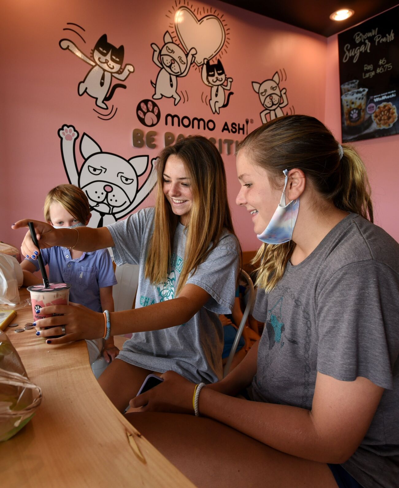 Momo Ashi